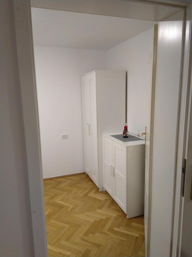 Ferienwohnung Apartament Zielona Wierzba Blisko Sky Tower Breslau Exterior foto