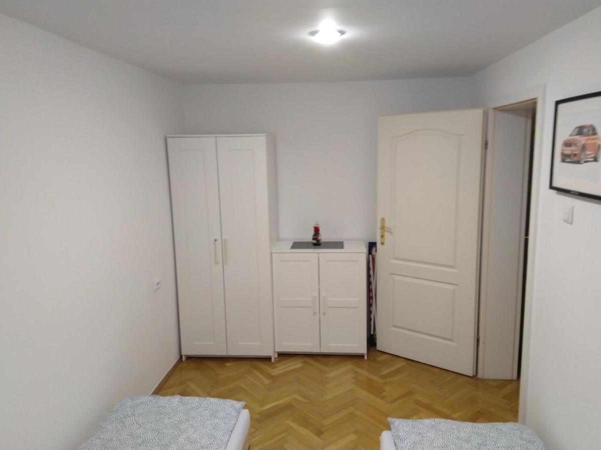 Ferienwohnung Apartament Zielona Wierzba Blisko Sky Tower Breslau Exterior foto